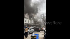 US: 1 Injured After 4-Alarm Fire Tears Through Homes In Kensington, Brooklyn 3
