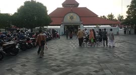 Ramadan in Indonesia: Indonesian Muslims Distribute Meals to Break the Fast at the Gedhe Kauman Mosque