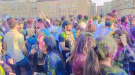 Hundreds join Holi festival celebrations in Glasgow