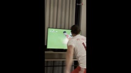 Manchester United fan loses his mind after his team's nail-biting win over Liverpool