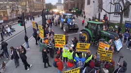 Anti-ULEZ protesters chant
