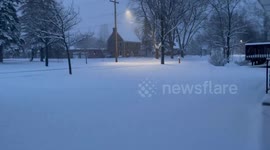 US: Late March Winter Storm Dumps Inches Of Snow To Wisconsin