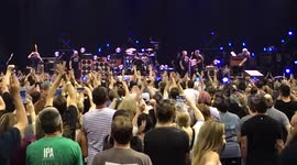 Pearl Jam perform Purple Rain in Prince tribute