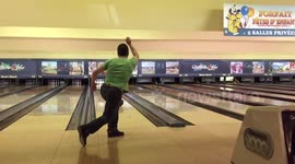 Man wins and fails at the same time at bowling alley