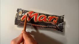 How to draw a hyperrealistic Mars Bar