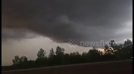 Shelf Cloud Headed for St Louis