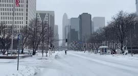 US: Powerful Storm Batters Great Plains Causing Blizzard Conditions 2