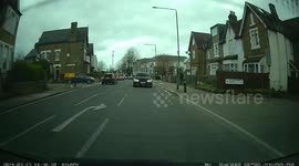 'What on earth!?' Car performs 2 dangerous overtakes by driving on wrong side of road in London