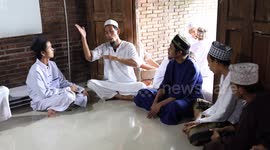 Indonesia's Islamic Boarding School Helps Students Recite The Koran In Sign Language