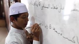 Indonesia's Islamic Boarding School Helps Students Recite The Koran In Sign Language