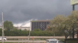 US: Sirens Go Off Amid Tornado-Spawning Storms In Kentucky