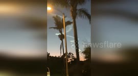 Falcon 9 launch leaves stunning trails over California
