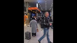 Autonomous suitcase demonstrated in Iran