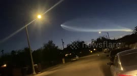 SpaceX Falcon 9 launch lights up sky over Arizona