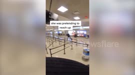 7ft 1in man says strangers stop him in the street and ask to take photos