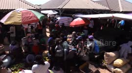 Haitian vendors cross border to sell goods at market in Dominican Republic