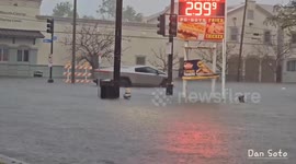 Video shows Tesla Cybertruck driving through flooded street in New Orleans