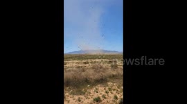 US: Rare Twin Dust Devils Spotted Along Route 66 In Arizona