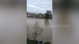 Boat carrying schoolchildren capsizes killing four in India