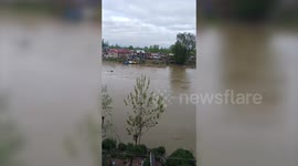 Multiple dead after boat carrying school kids capsizes in north India