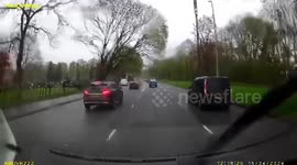 Terrifying dashcam footage shows falling tree narrowly miss passing traffic