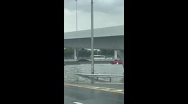 Dubai flooding gets worse and worse for citizens.