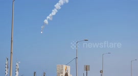Palestinians struggle to return home in northern Gaza Strip