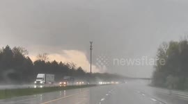 US: Tornado-Warned Storms Barrel Through Ohio Leaving Trail Of Damage 4