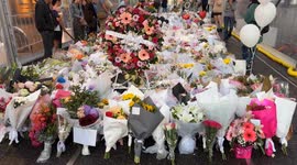 Pile of flowers continues to grow after 6 killed in stabbing attack in Sydney