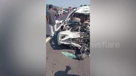 Ten killed as car rams into truck on motorway in India