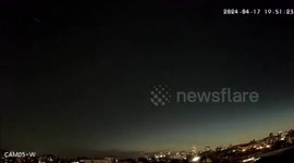 Spain: Astrophysicists Capture Spectacular Meteor Over Toledo and Castellon
