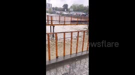 Kabul River water level almost reaches flooding point