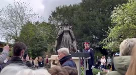 National Anthem sung following unveiling of Queen Elizabeth II memorial statue in Oakham, Rutland