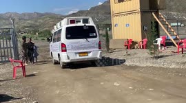 Over 800 Afghan refugees return home from Pakistan in 2 days