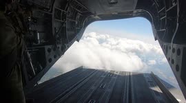 USA: Soldiers Brave Free Fall from Chinook in Intensive Parachute Training in Sylvania