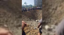 Gaza: An Israeli strike on a house in Deir Al Balah