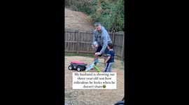 Father's hilarious reenactment of what his 3-year-old son looks like when he doesn't share toys
