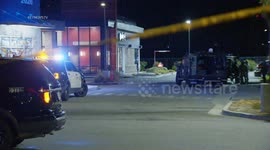 USA: Armed Man Barricaded Inside Wendys in Lancaster, LA 3