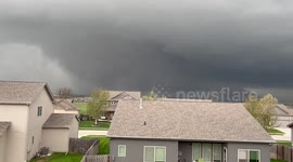 Large tornado recorded up-close in Bennington, NE