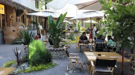 Village cafe in NW China becomes hub for aspiring entrepreneurs