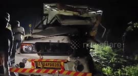 Eight killed and 23 injured when goods vehicle hits lorry in India