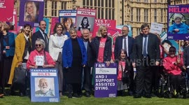 David Dimbleby and MPs speak in support of assisted dying at rally ahead of Parliamentary debate