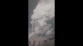 Indonesia: The Space Volcano in North Sumatra erupts again