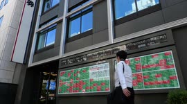 Yen briefly drops past 160 level vs USD in volatile trading