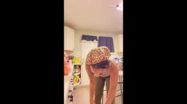 Woman panics after the crabs she planned on cooking break free