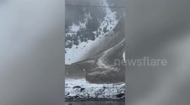 Clear-up operation begins following large avalanche in northern India