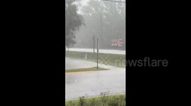 US: Severe Thunderstorm With Heavy Rain, Hail, And Possible Tornado Hits South Central Kansas