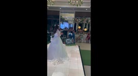 Groom gives awesome cash gift of cash rolled out like a carpet