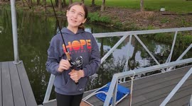 Girl tells about how she caught more fish than her dad using Cicadas the had just emerged from Brood XIX in Tennessee