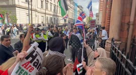 Pro-Israel protesters gather outside UCL to confront Pro-Palestine rally